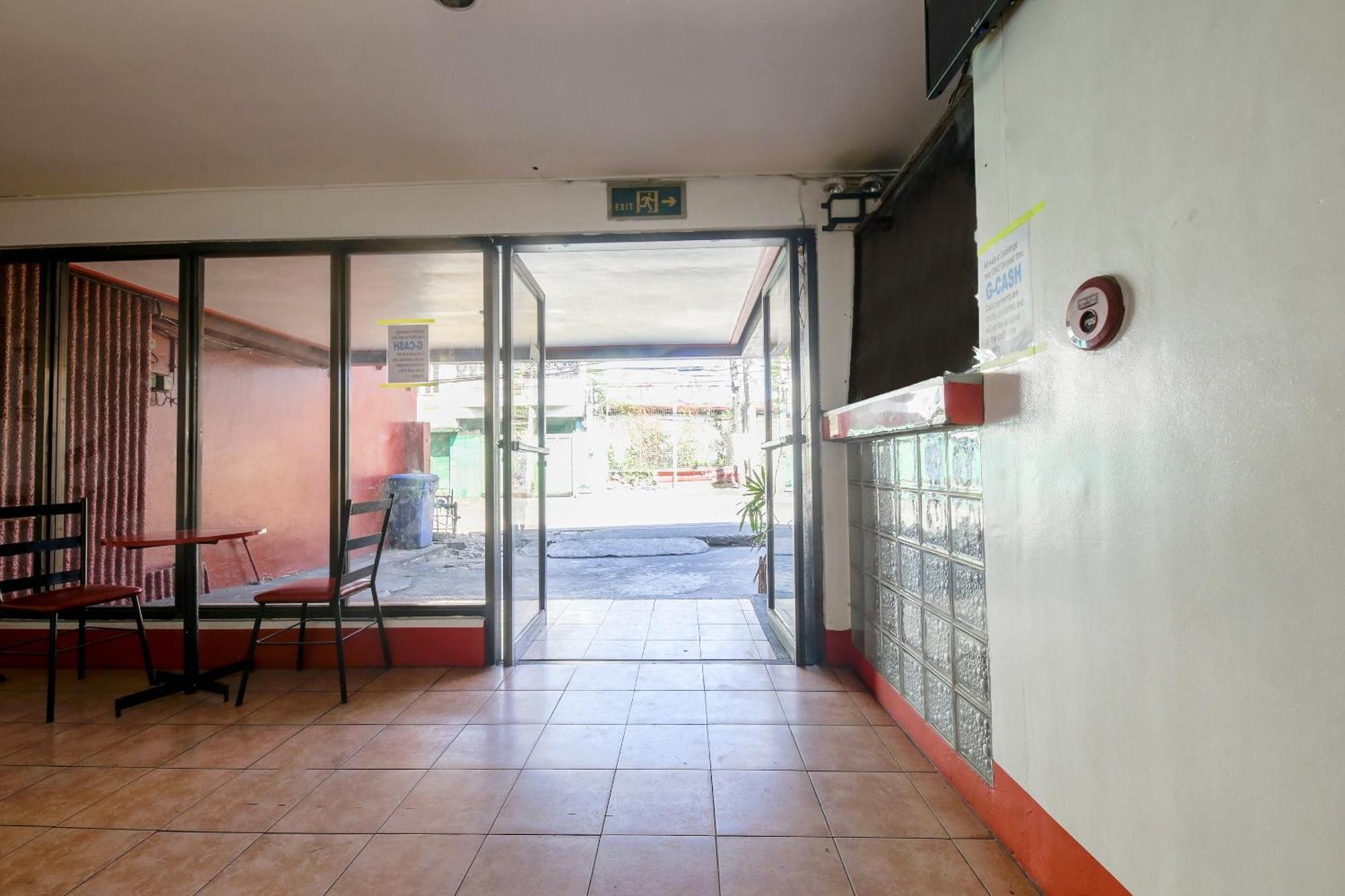 Busline Apartelle Ciudad Quezon Exterior foto